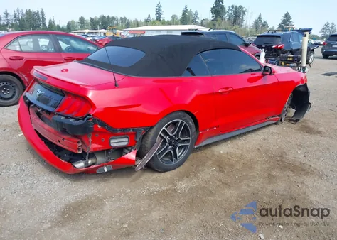 2020 Ford Mustang Ecoboost Premium z USA, uszkodzony, nr VIN 1FATP8UH3L5112974